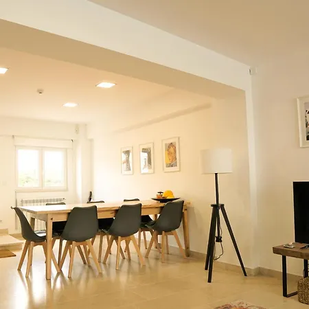 Modernes Haus Mit Spektakulärem Meerblick Und Pool Ferienhaus