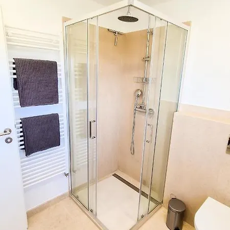 Ferienhaus Modernes Haus Mit Spektakulärem Meerblick Und Pool *