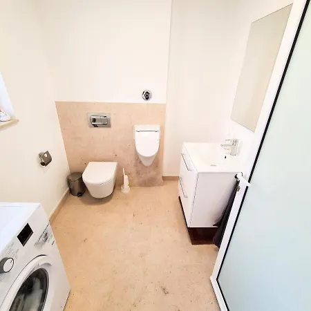 Modernes Haus Mit Spektakulärem Meerblick Und Pool