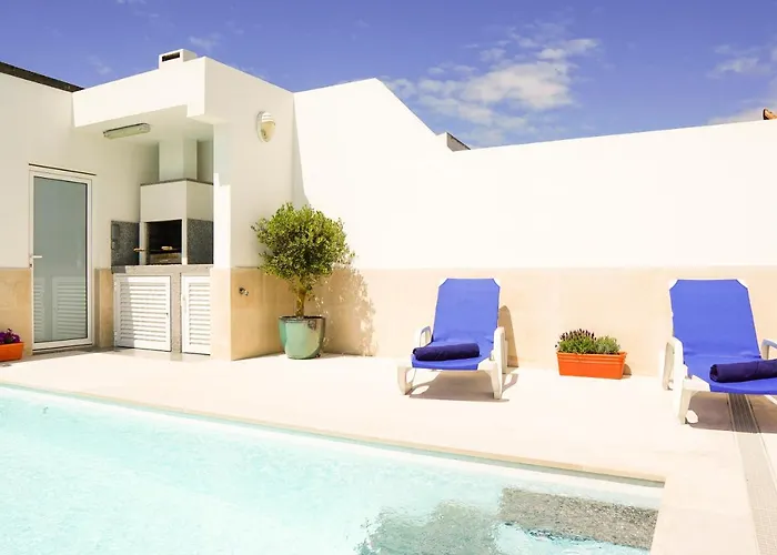 Modernes Haus Mit Spektakulaerem Meerblick Und Pool * Vale Furado